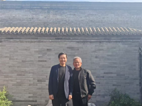 黄仁勋年内第三次访华，大热天仍穿皮夹克合影雷军